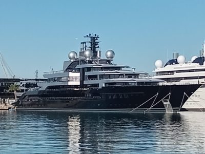 foto boat Crescent